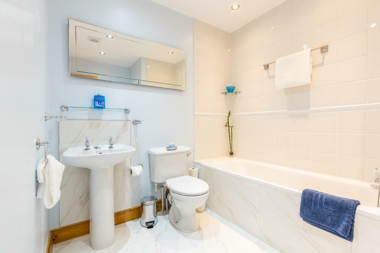 Titanic View Luxury Apartment Belfast Extérieur photo
